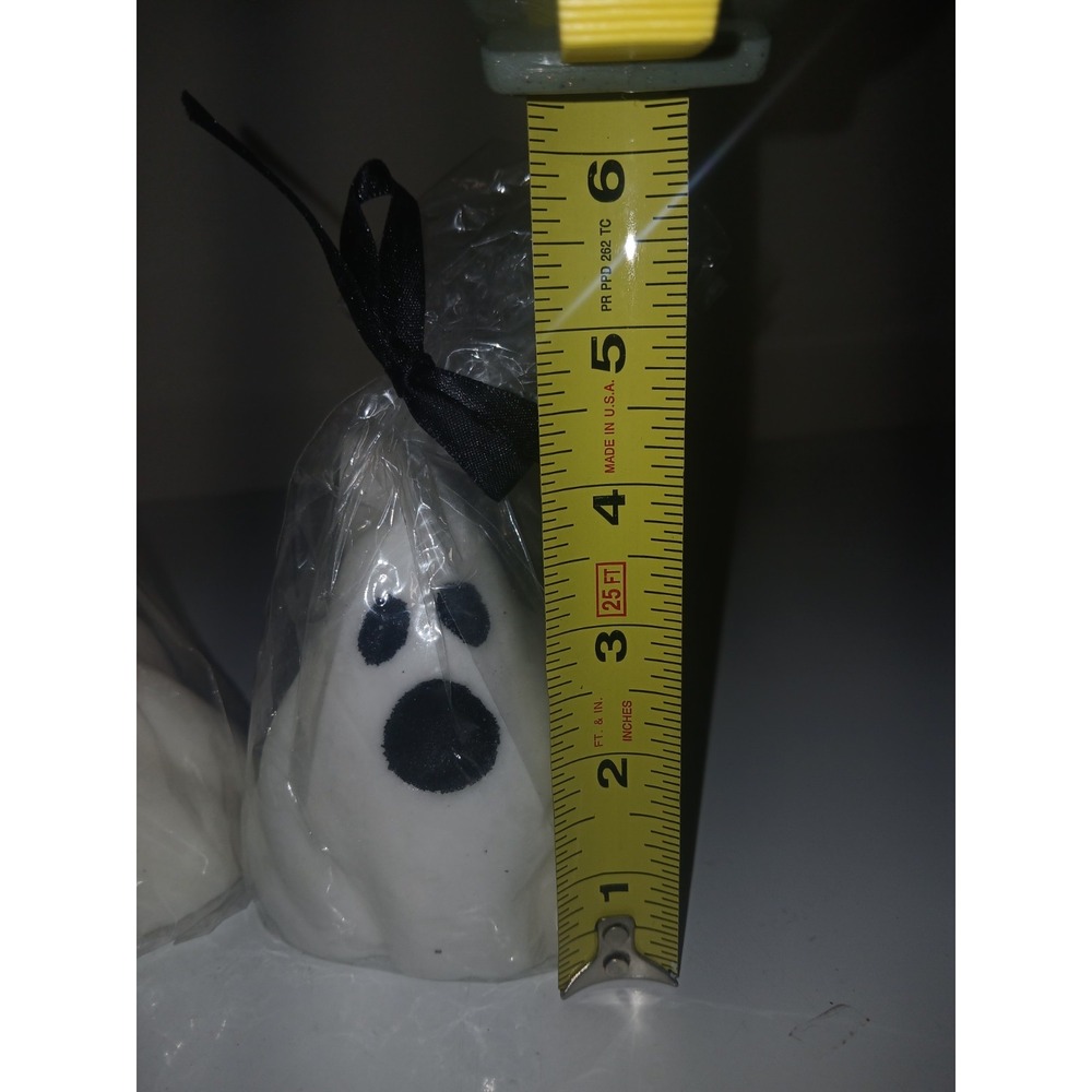 Halloween Ghost Candles Set of 3 Spooky Decor Single Wick Cute White Ghost Candl - Picture 5 of 6